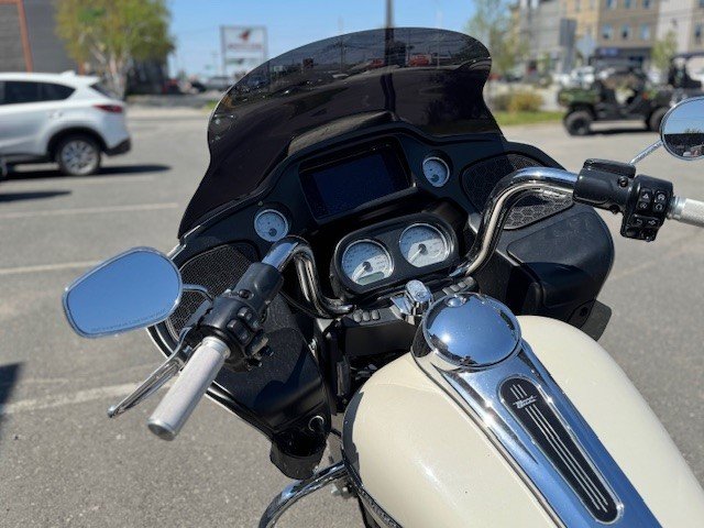 HARLEY DAVIDSON ROAD GLIDE  2022-12