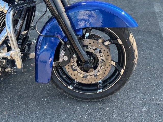 HARLEY DAVIDSON STREET GLIDE FLHX 2009-8