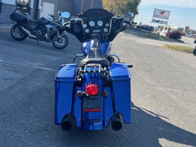 HARLEY DAVIDSON STREET GLIDE FLHX 2009-5