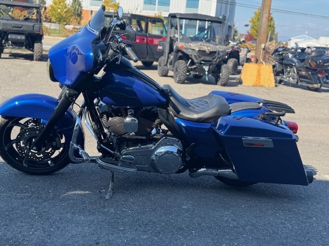HARLEY DAVIDSON STREET GLIDE FLHX 2009-3