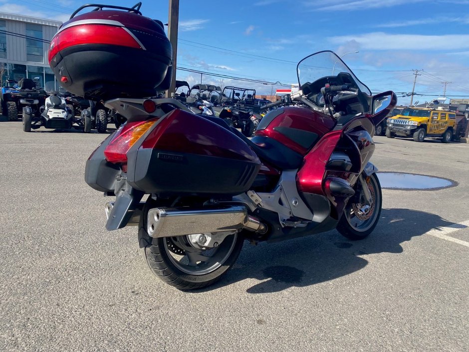 Honda ST1300 2005 | #M247B | Maniac Moto à Montmagny