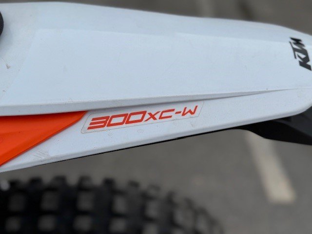 2023 KTM 300 XC-WTPI MOTOCROSS  22.3 HEURES D'UTILISATION-13