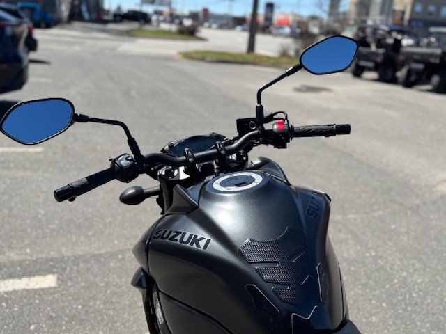 2022 Suzuki GSX-S 750 VIENT AVEC LES PIÈCES ET SILENCIEUX D'ORIGINE !!-14