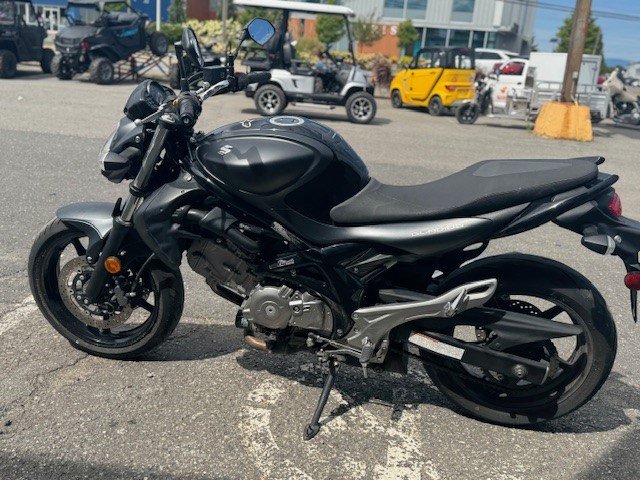 2014 Suzuki SV6550 GLADIUS-3