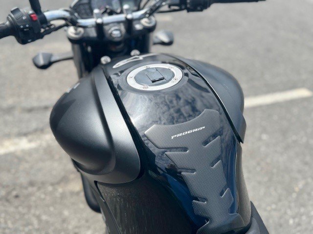 2014 Suzuki SV6550 GLADIUS-10