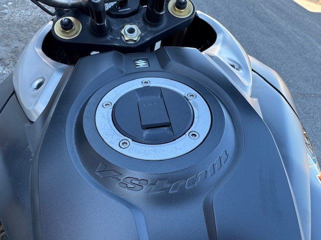 2015 Suzuki V-STROM DL1000-13