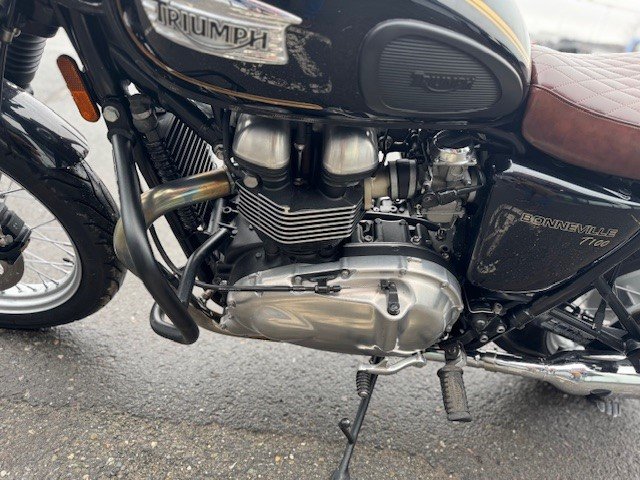 2014 Triumph 865 BONNEVILLE T100-10