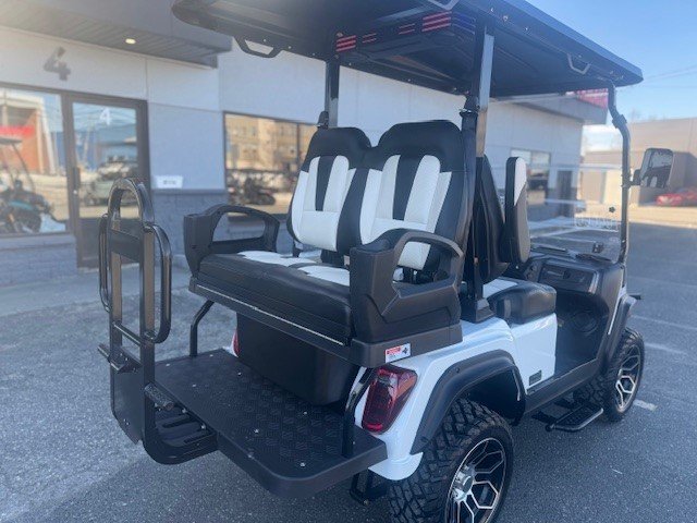 VOITURETTE DE GOLF X-PLOD MODÈLE: MAVRICK 22 INCLUANT LA VERSION PLUS !!! DE 750$ 2026-8