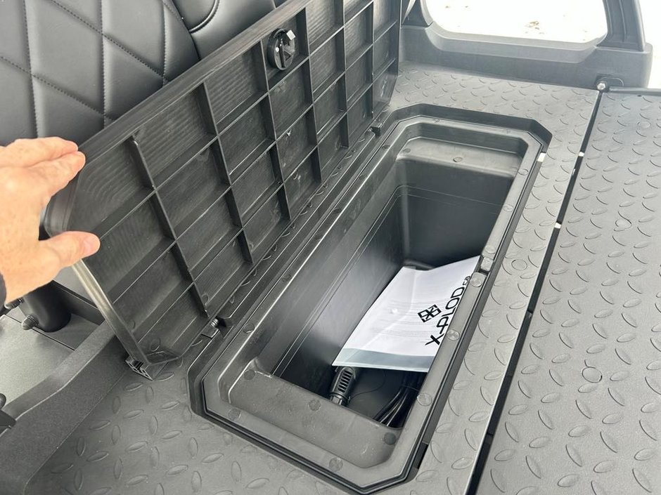 VOITURETTE DE GOLF X-PLOD MODÈLE:  VANGUARD22 100% ÉLECTRIQUE 2025-10