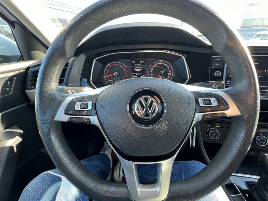 Volkswagen Jetta  2019-16
