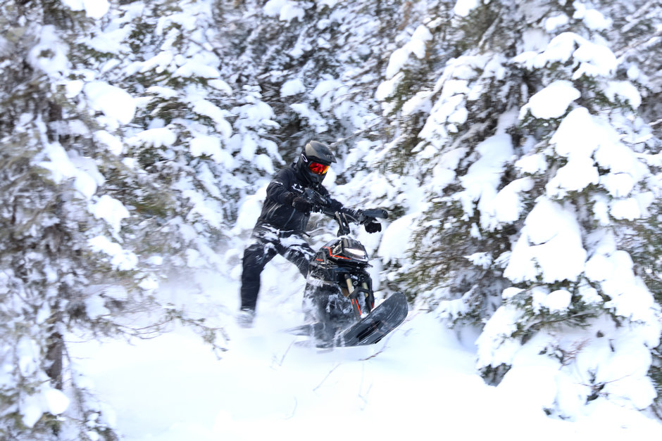 WIDESCAPE WS250 LA MOTONEIGE ULTIME POUR LES AVENTURES D’ENDURO 2024-7