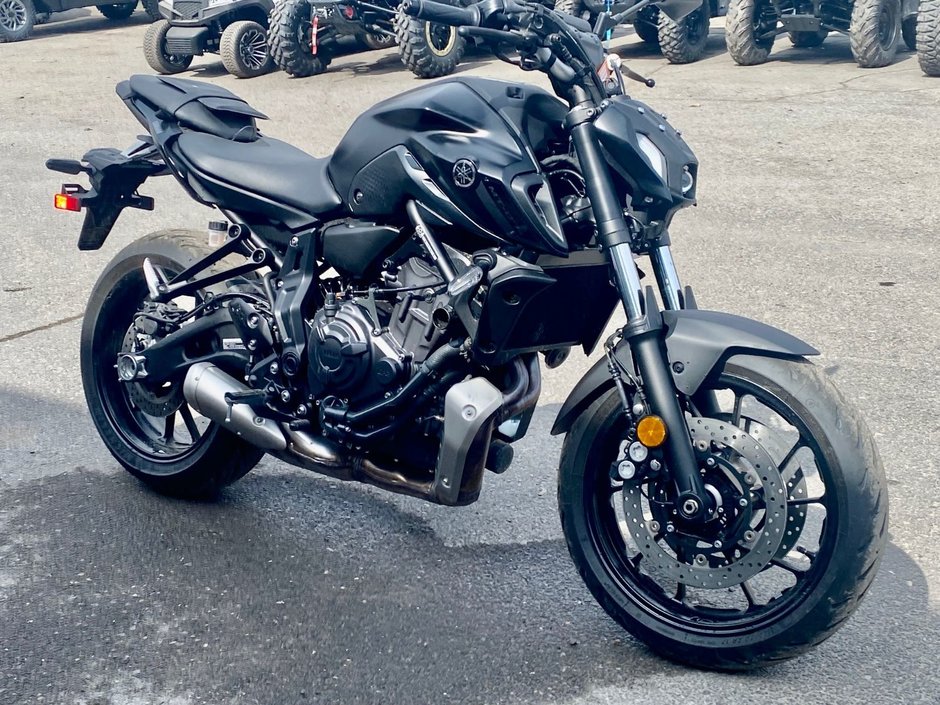 2024 Yamaha MT-07-3