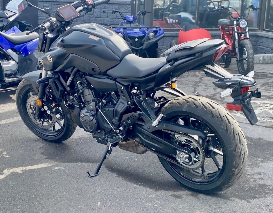 2024 Yamaha MT-07-1