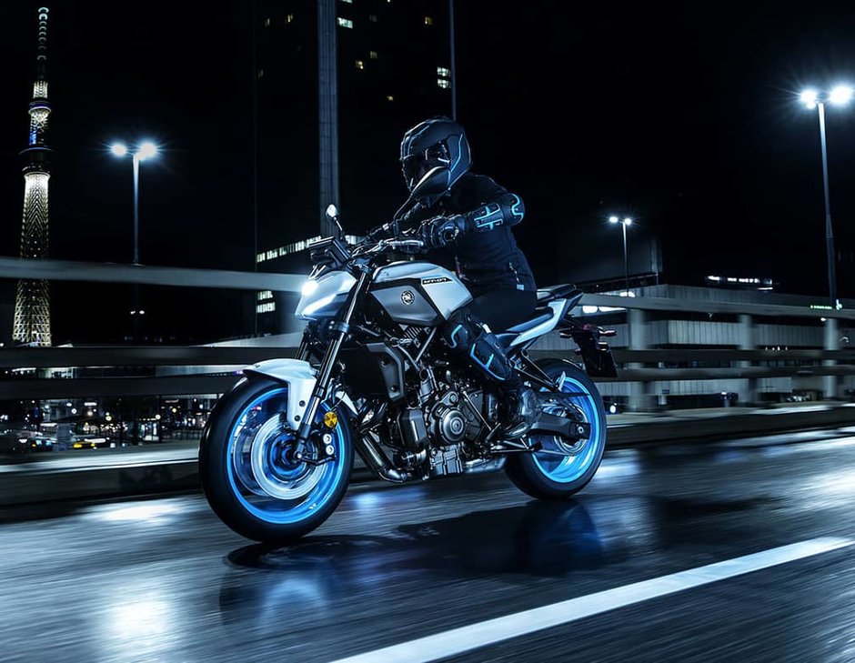 2025 Yamaha MT-07-3