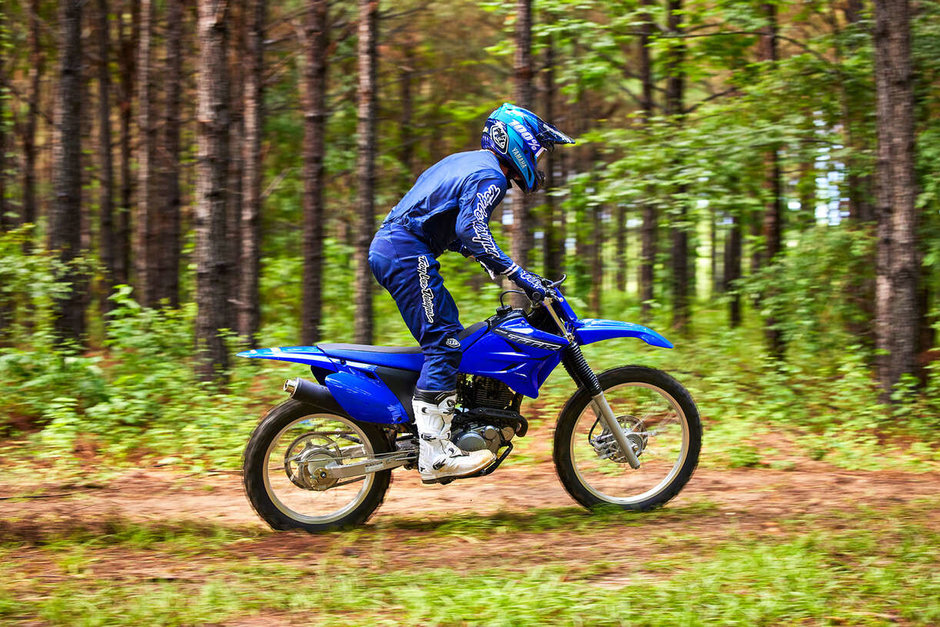 Yamaha TT-R 230  2025-6