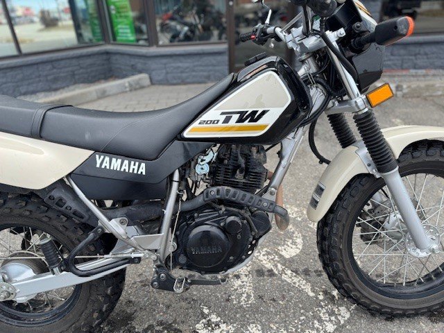 2019 Yamaha TW200 4500 KM SEULEMWENT-8