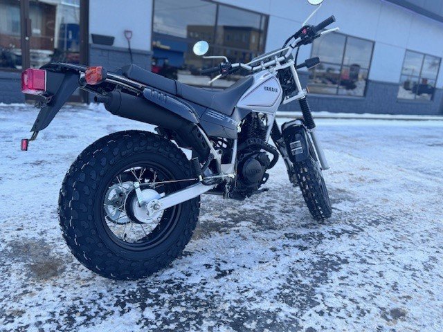 Yamaha TW200  2025-5
