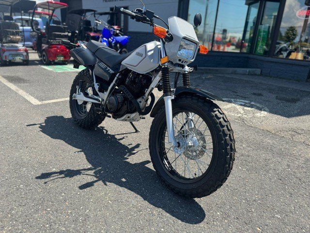 Yamaha TW200  2025-1