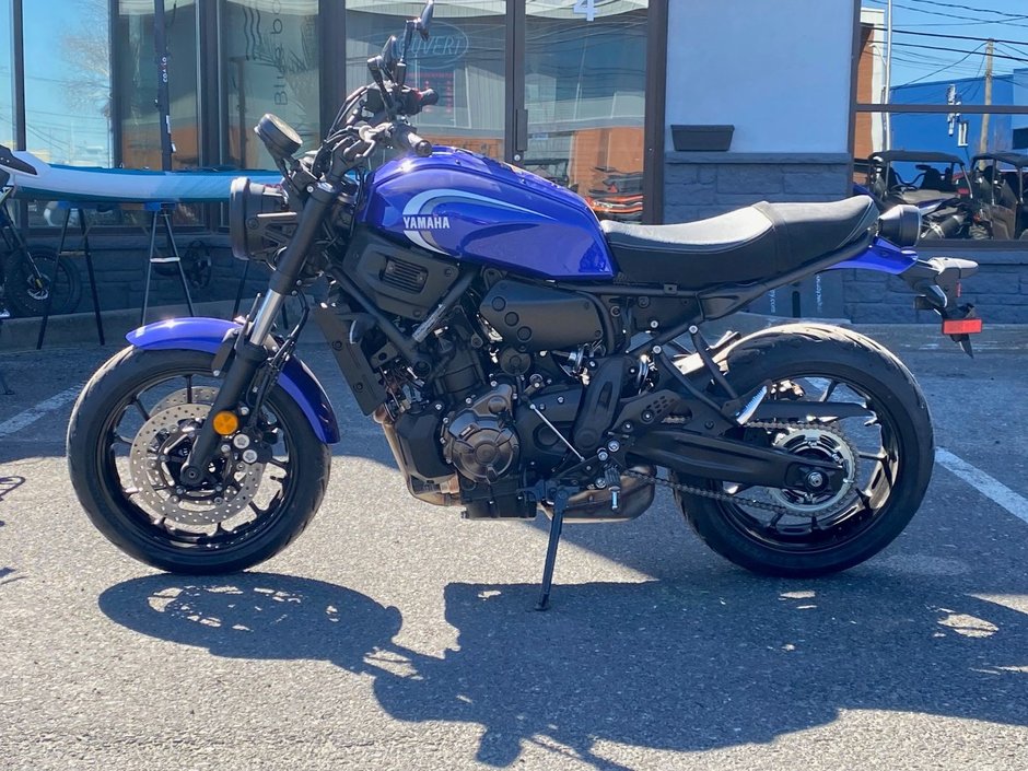 2024 Yamaha XSR700-0