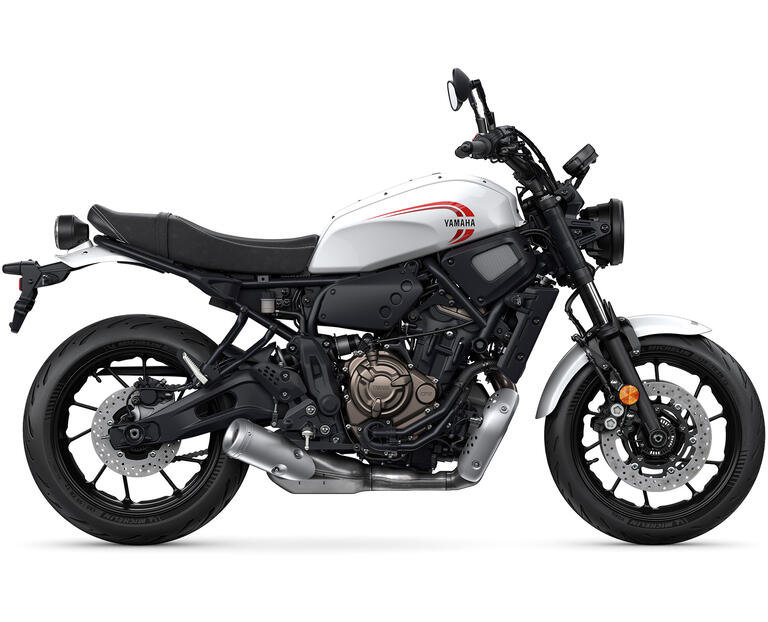 2025 Yamaha XSR700-0