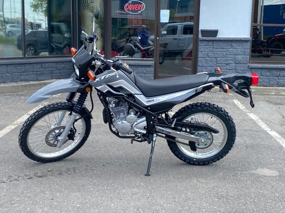Yamaha XT250  2024-0