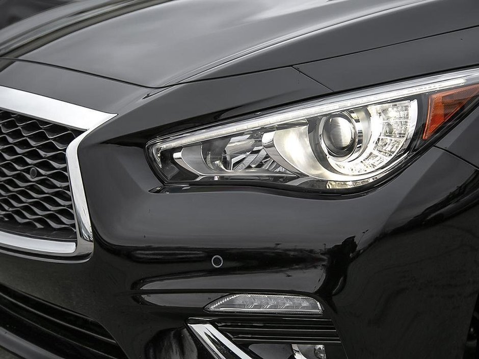 2023 Infiniti Q50 LUXE-9