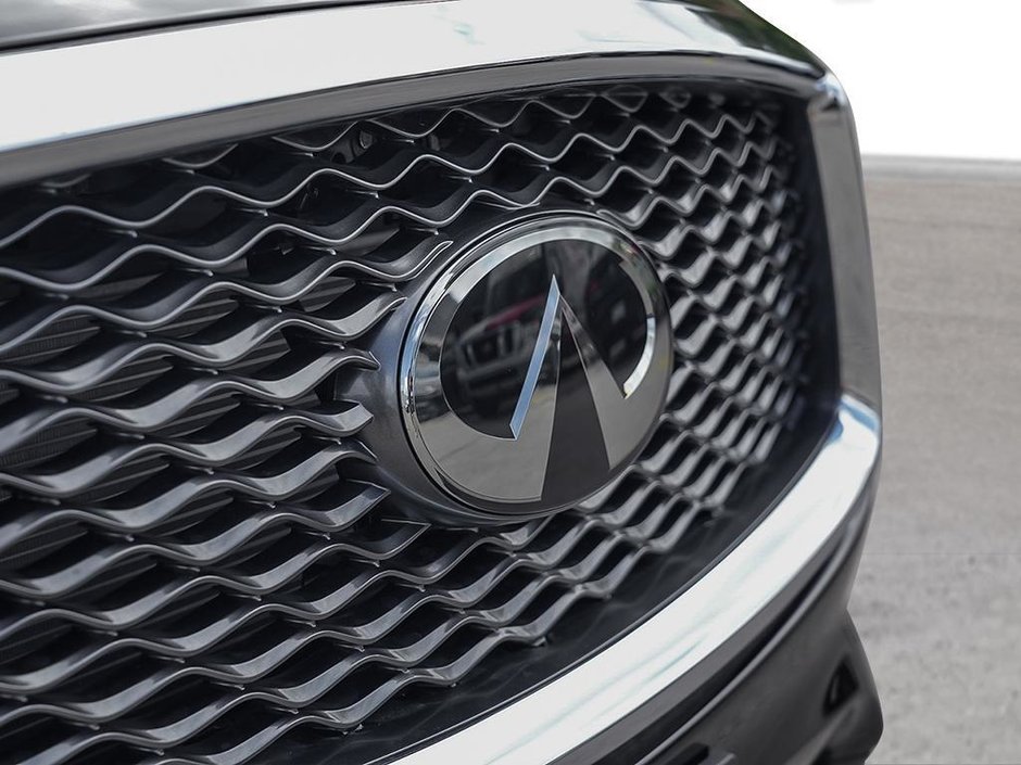 2025 Infiniti QX50 PURE-8