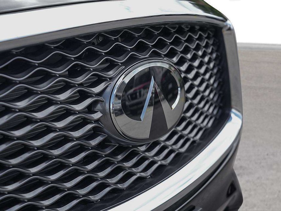 2025 Infiniti QX50 PURE-8