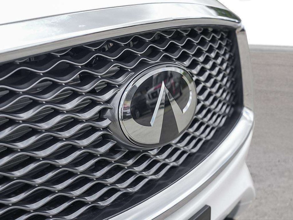 2025 Infiniti QX50 PURE-8
