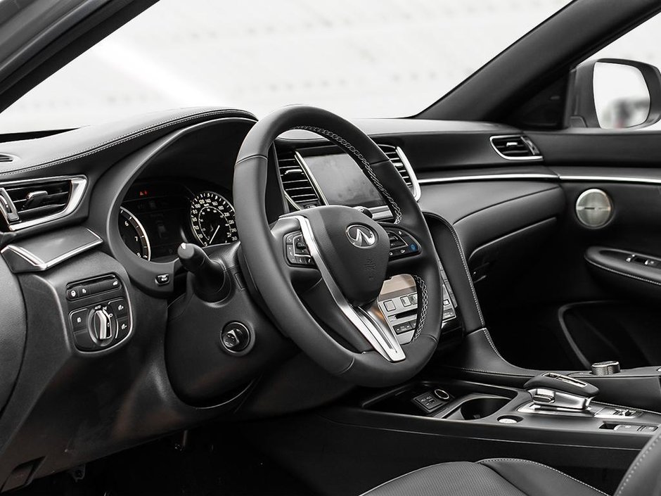 2025 Infiniti QX55 Essential-11