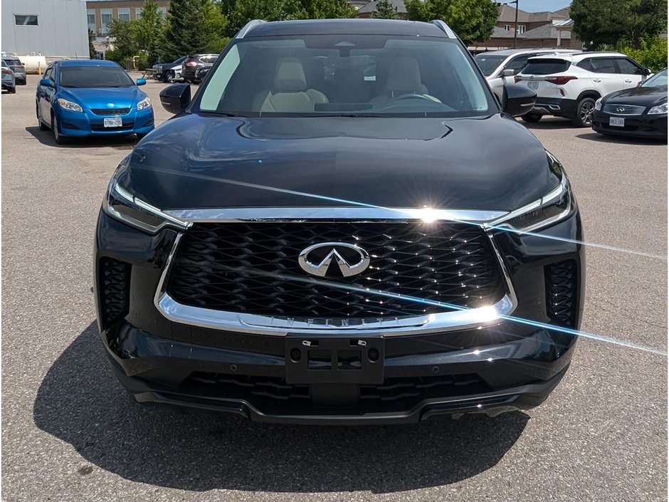 2023 Infiniti QX60 LUXE-2