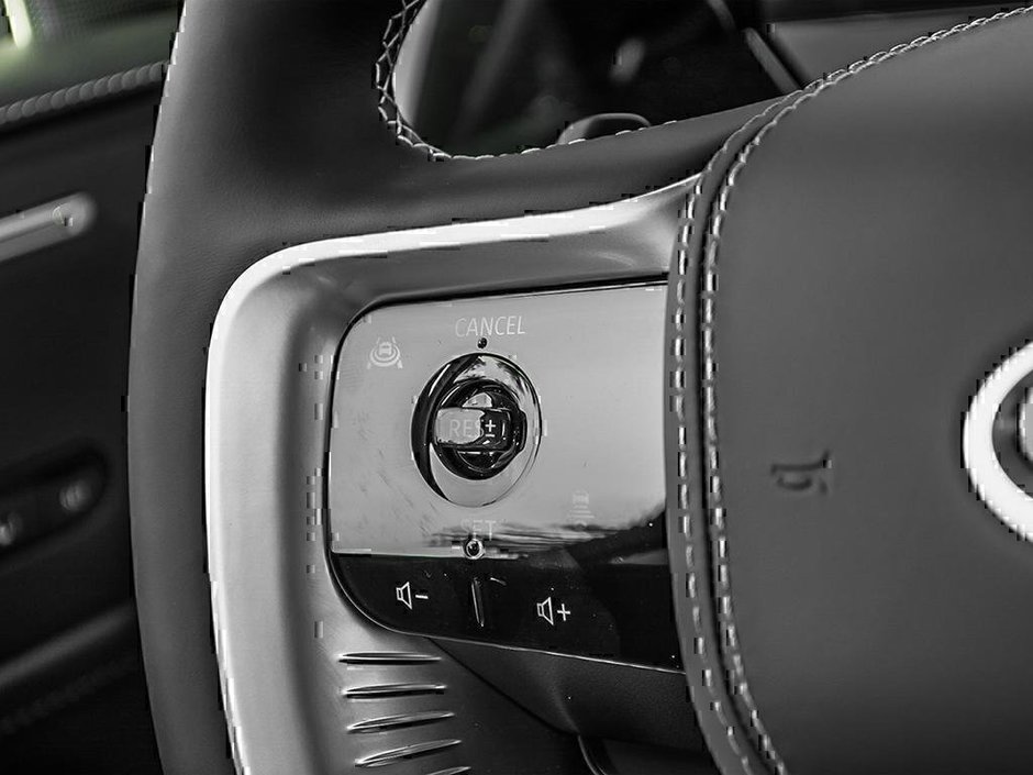 2025 Infiniti QX80 SENSORY-13