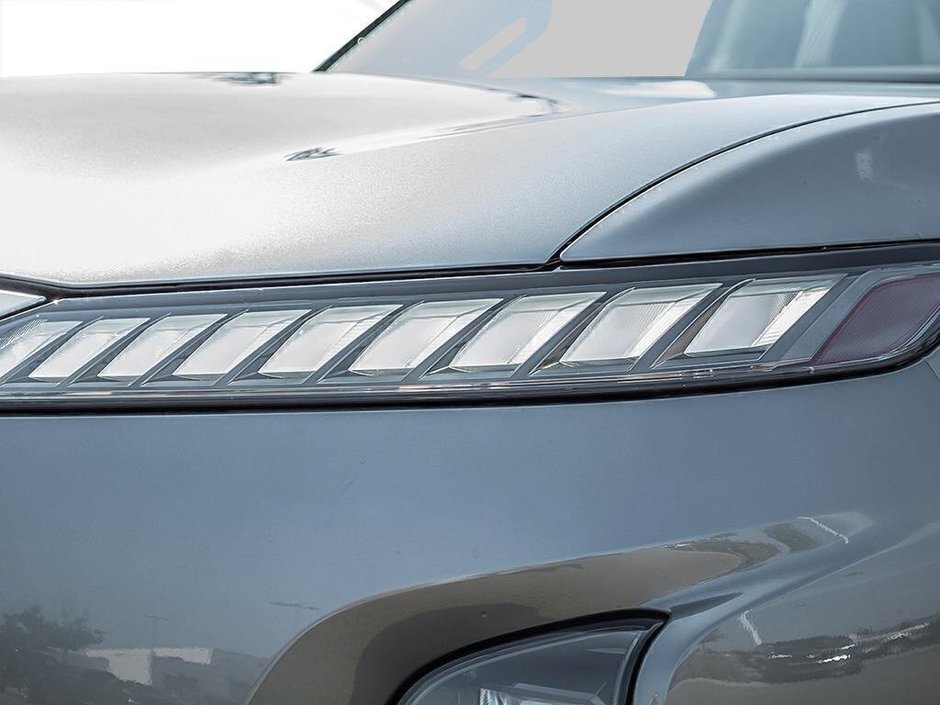 2025 Infiniti QX80 LUXE-8