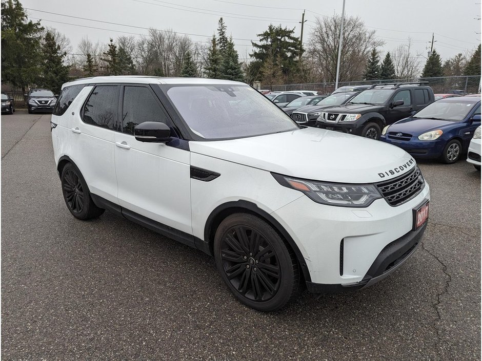 2017 Land Rover Discovery HSE Luxury-7