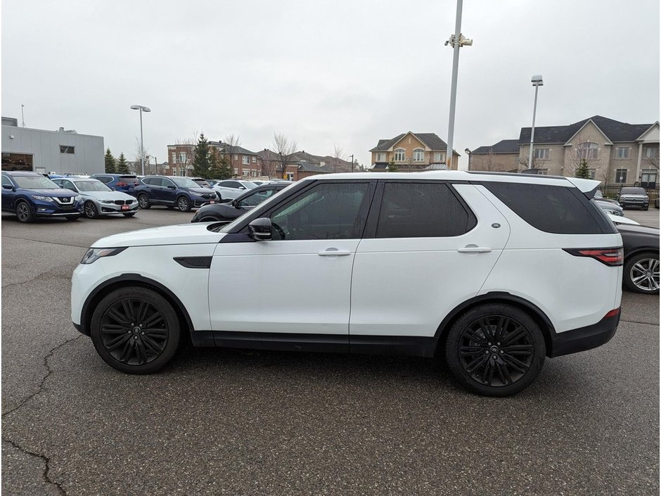 2017 Land Rover Discovery HSE Luxury-4