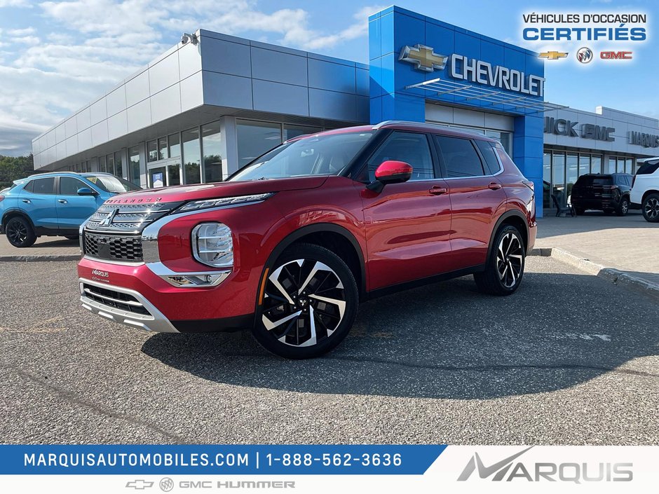 2022 Mitsubishi Outlander in Matane, Quebec - w940px