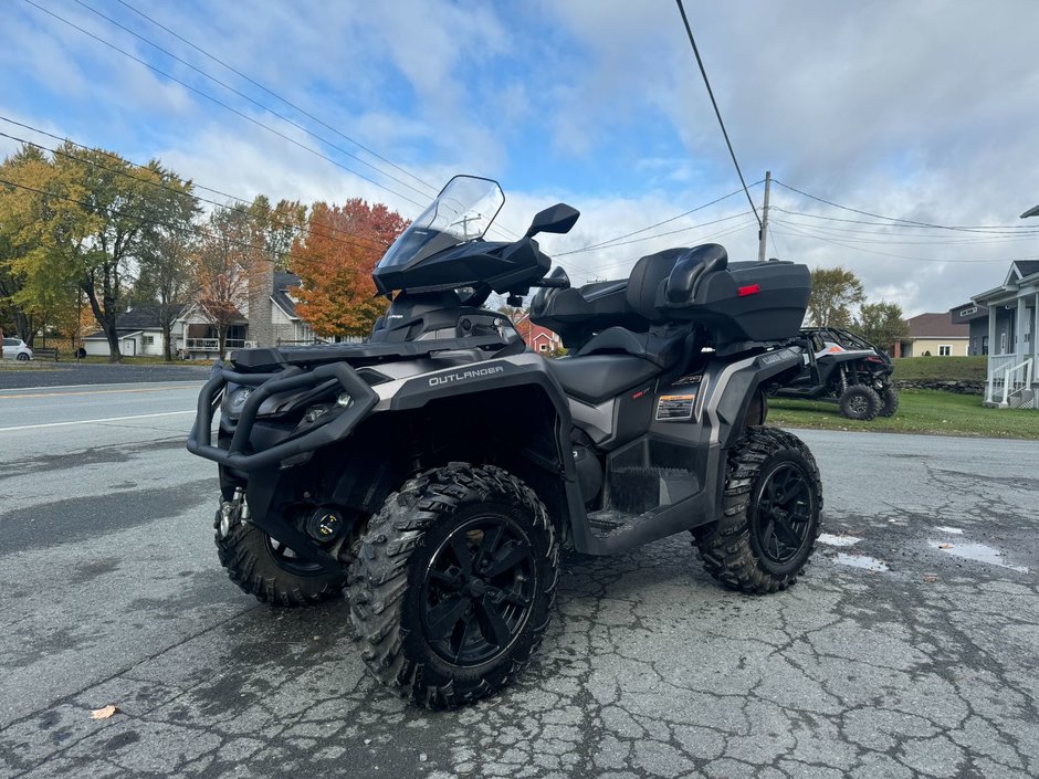 Can-Am Outlander Max XT 850  2023