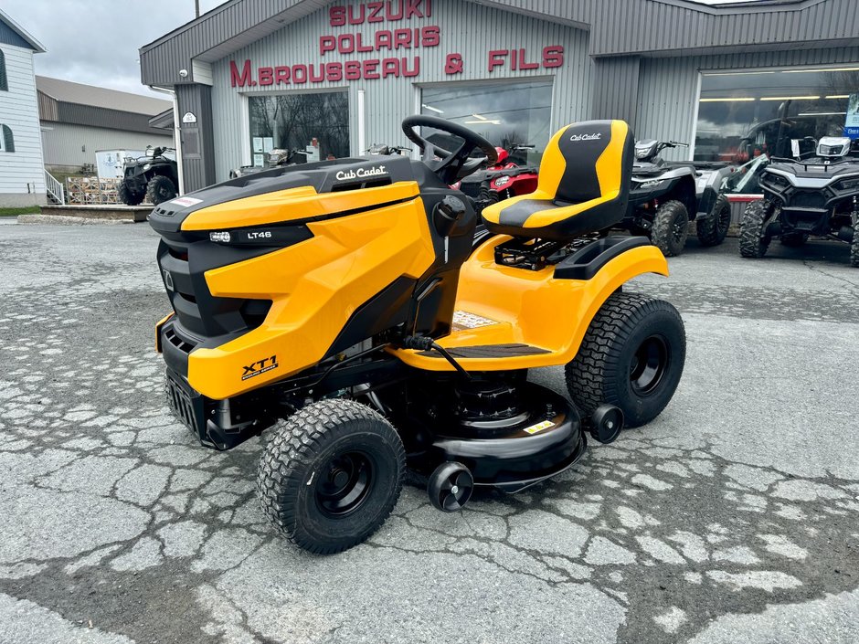 2024 Cub Cadet XT1 LT46 Tracteur a gazon