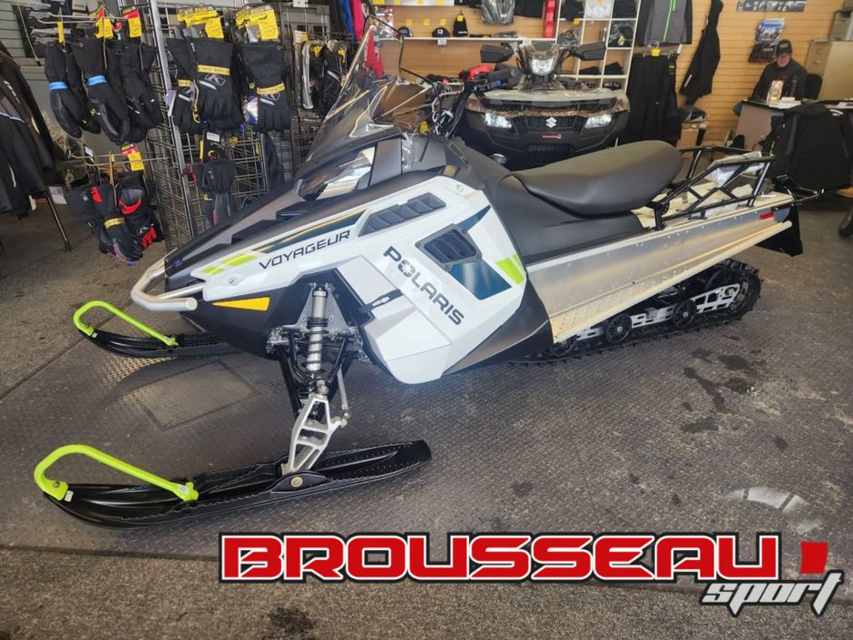 Polaris 550 VOYAGEUR 144 ES Utilité et travail 2025