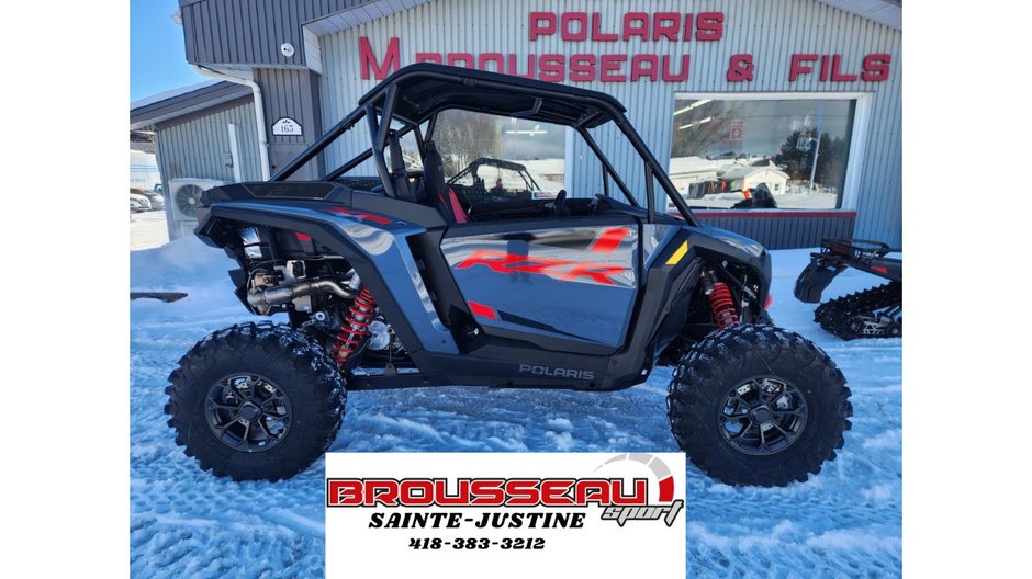Polaris RZR XP 1000 Ultimate STEALTH GRAY 2026