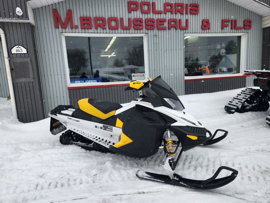 2011 Ski-Doo MXZ TNT 800 R