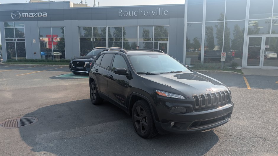 2016 Jeep Cherokee 75th Anniversaire, 4X4, TOIT in Boucherville, Quebec - w940px