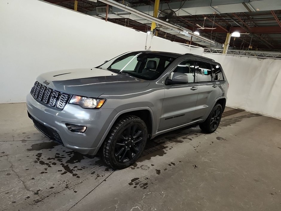 2021 Jeep Grand Cherokee ALTITUDE 3.6 CUIR SIÈGES CHAUFFANTS,CARPLAY in Boucherville, Quebec - w940px