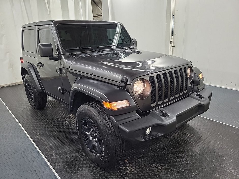 2024 Jeep Wrangler Sport, AUT, AIR, GARANTIE in Boucherville, Quebec - w940px