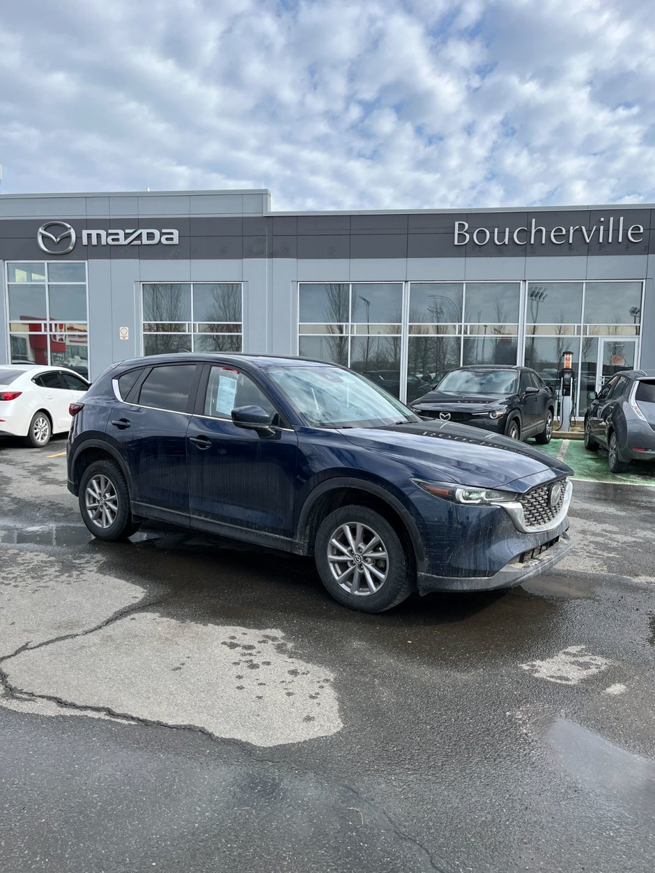 2023 Mazda CX-5 GX, AWD, BAS KM, GARANTIE in Boucherville, Quebec - w940px