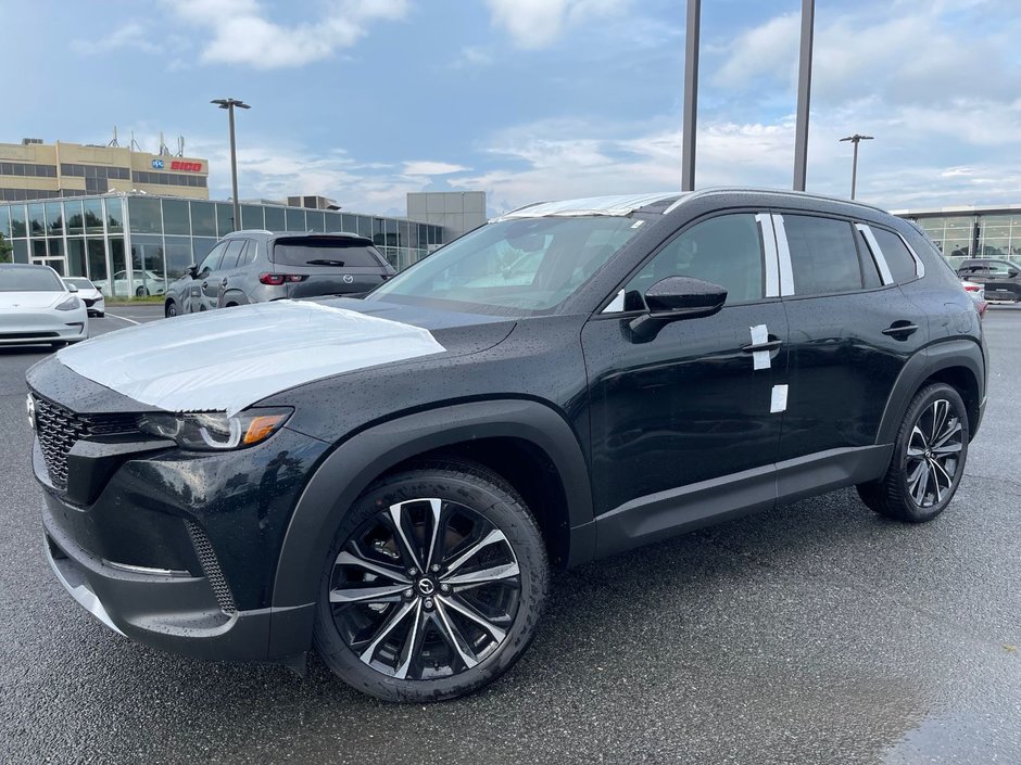 2024 Mazda CX-50 GT Turbo in Boucherville, Quebec - w940px