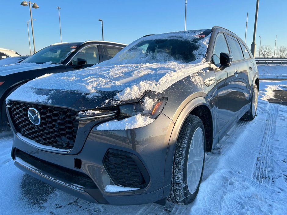 2025 Mazda CX-70 Plug-In Hybrid GT in Boucherville, Quebec - w940px