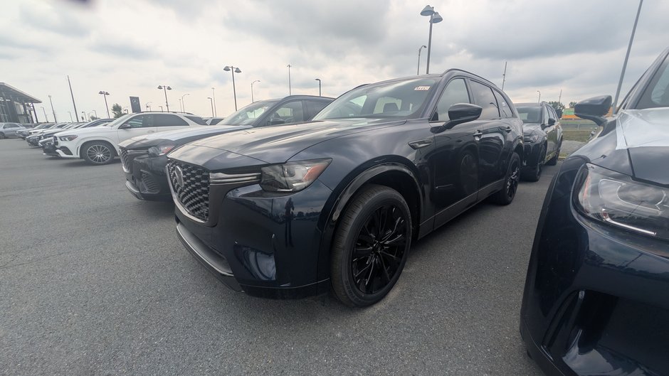 Mazda CX-90 Mild Hybrid GT-P 2026 à Boucherville, Québec - w940px