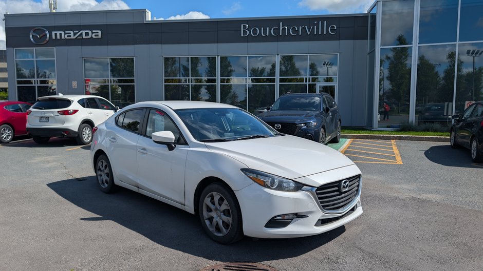 Mazda Mazda3 GX 2018 à Boucherville, Québec - w940px
