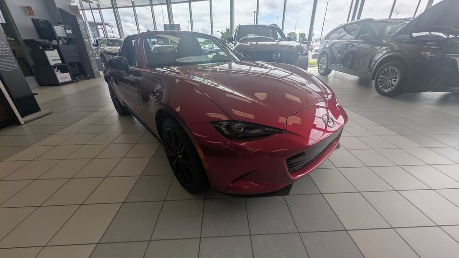 2026 Mazda MX-5 RF GS-P in Boucherville, Quebec - w940px